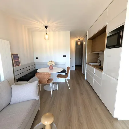 Διαμέρισμα Rdc Renove 3 Pers, Terrasse Et Piscines D17 *
