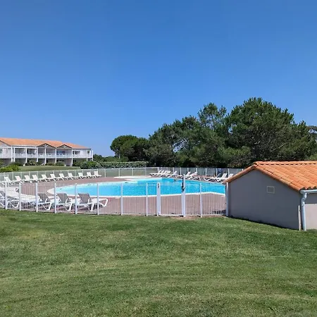 Rdc Renove 3 Pers, Terrasse Et Piscines D17 Apartmán *